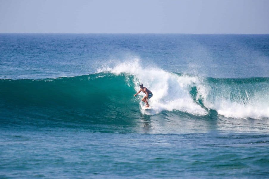 Kabalana Beach: The Rock Surf Break